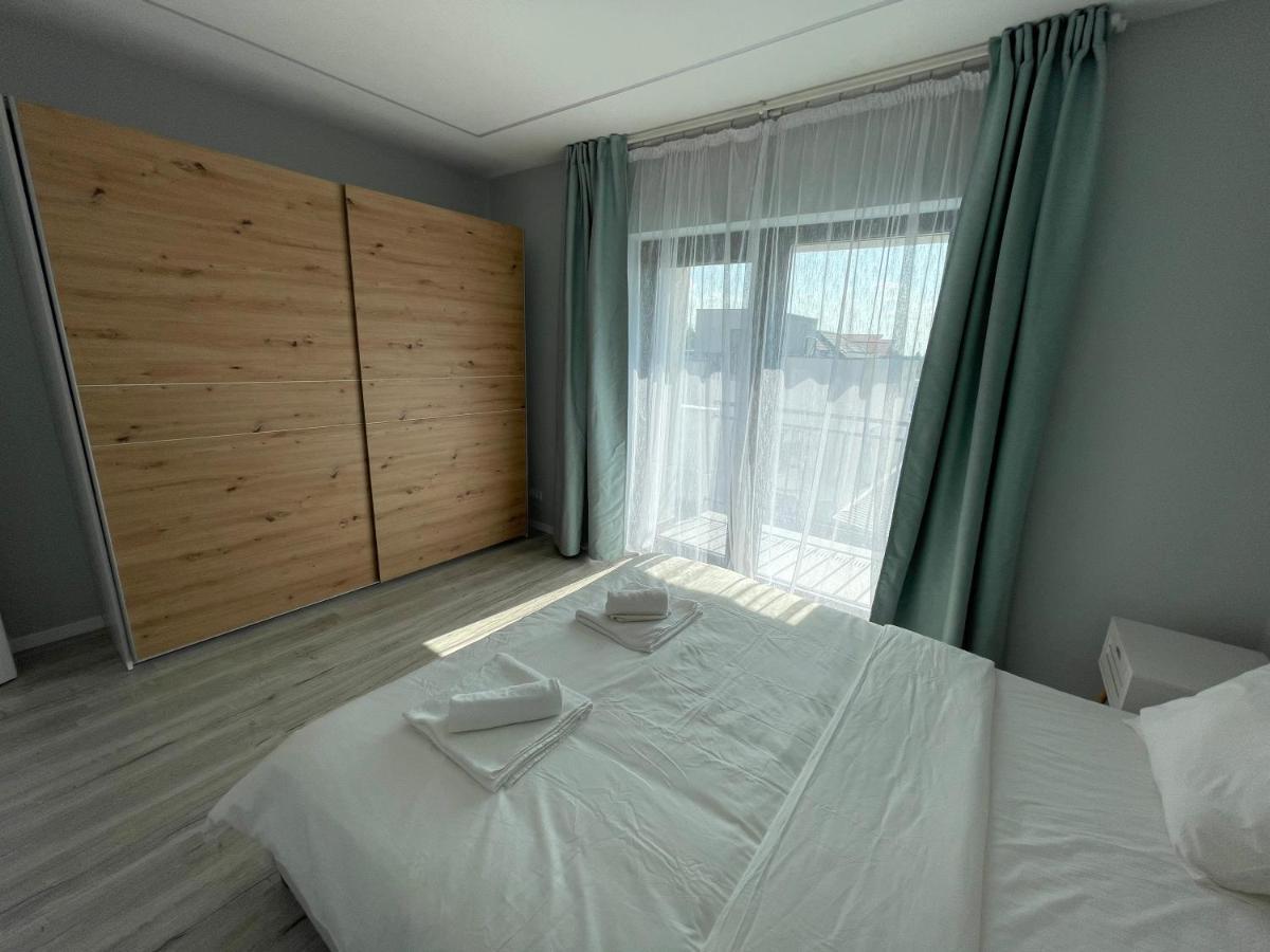 Noah Apartment Self Check-In Otopeni Extérieur photo